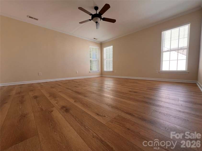 7709 Greylock Ridge Road, Matthews, NC 28105.  MLS# CAR4374056, YatesRealty ID 24593. Master Bedroom