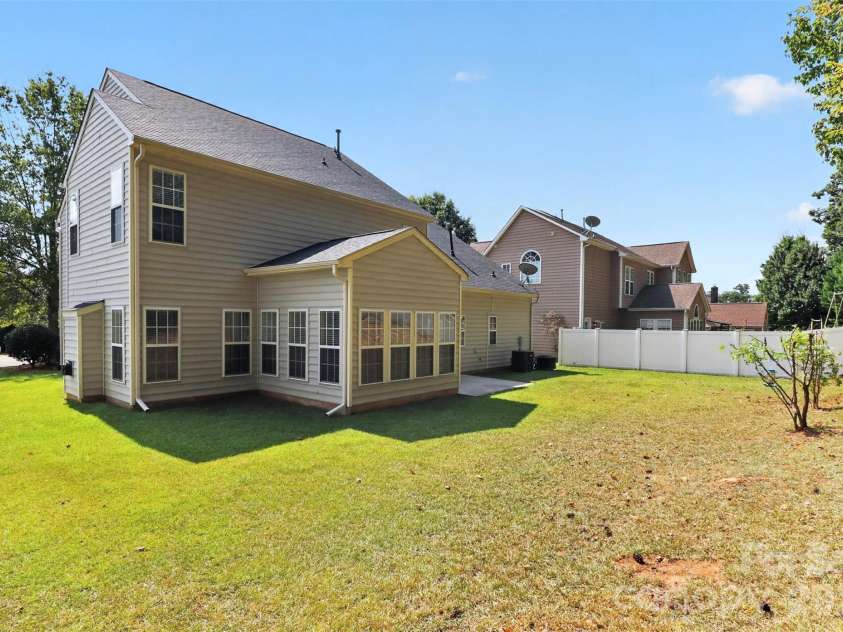 7709 Greylock Ridge Road, Matthews, NC 28105.  MLS# CAR4425798, YatesRealty ID 24593. Back