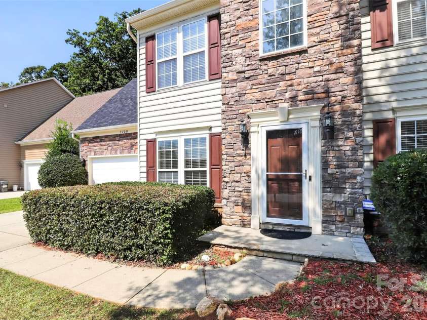 7709 Greylock Ridge Road, Matthews, NC 28105.  MLS# CAR4425798, YatesRealty ID 24593. Front
