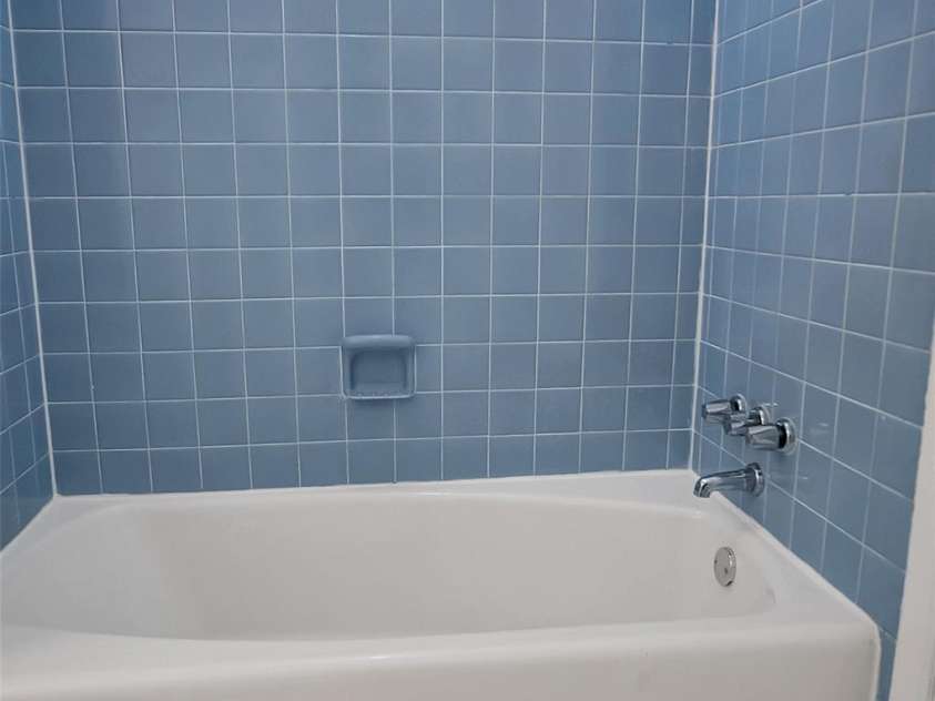 1815 Taylor Drive, Gastonia, NC 28052.  MLS# CAR4382507, YatesRealty ID 24594. 