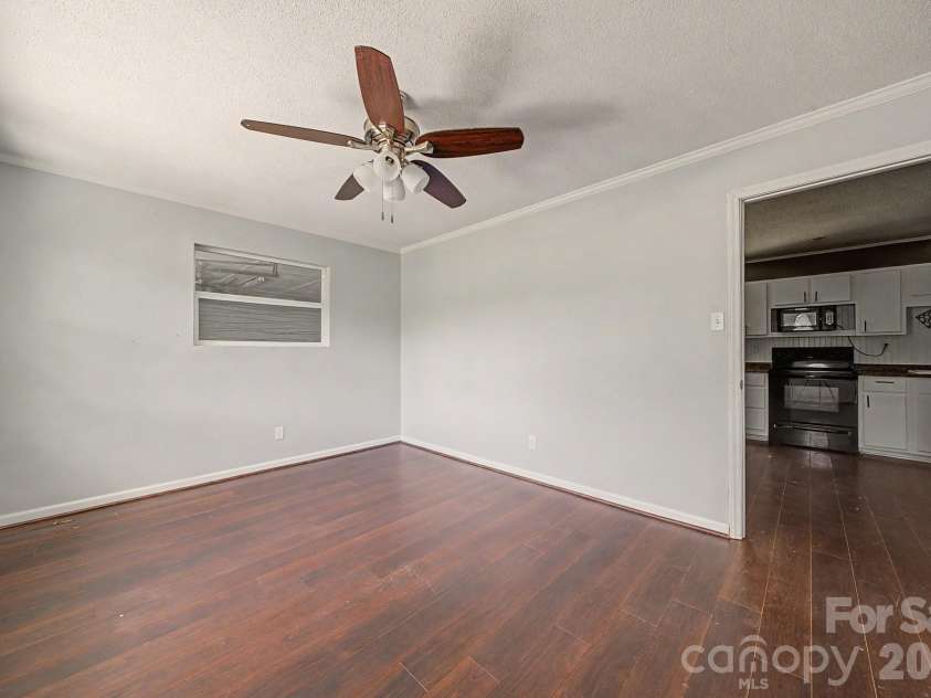 630 Ginger Cake Road, Lancaster, SC 29820.  MLS# CAR4378541, YatesRealty ID 24595. Living Room