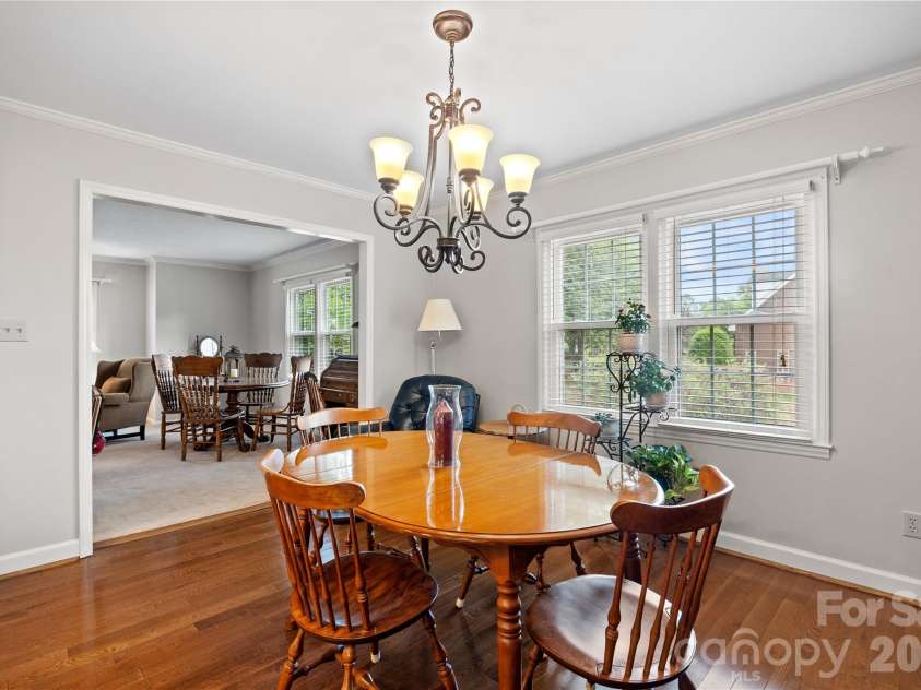 2417 Rosemond Circle, Gastonia, NC 28056.  MLS# CAR4382903, YatesRealty ID 24596. 
