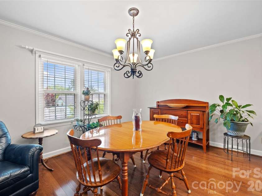 2417 Rosemond Circle, Gastonia, NC 28056.  MLS# CAR4382903, YatesRealty ID 24596. 
