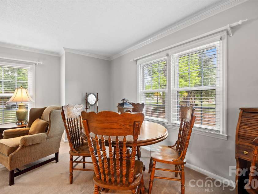 2417 Rosemond Circle, Gastonia, NC 28056.  MLS# CAR4382903, YatesRealty ID 24596. 