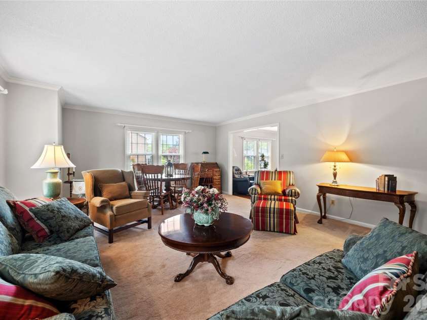 2417 Rosemond Circle, Gastonia, NC 28056.  MLS# CAR4382903, YatesRealty ID 24596. 