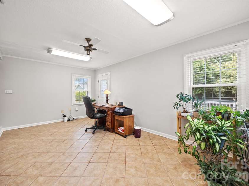 2417 Rosemond Circle, Gastonia, NC 28056.  MLS# CAR4382903, YatesRealty ID 24596. 