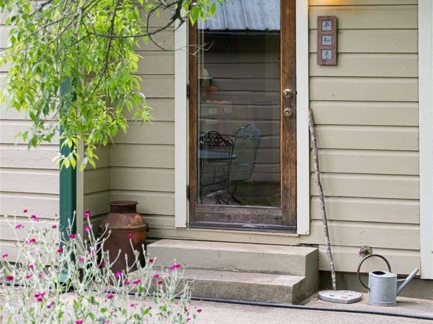 75 Cisco Road, Asheville, NC 28805.  MLS# CAR4269545, YatesRealty ID 24596. 