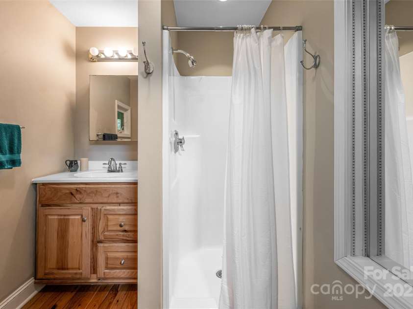 75 Cisco Road, Asheville, NC 28805.  MLS# CAR4277193, YatesRealty ID 24596. Another Private Bath!