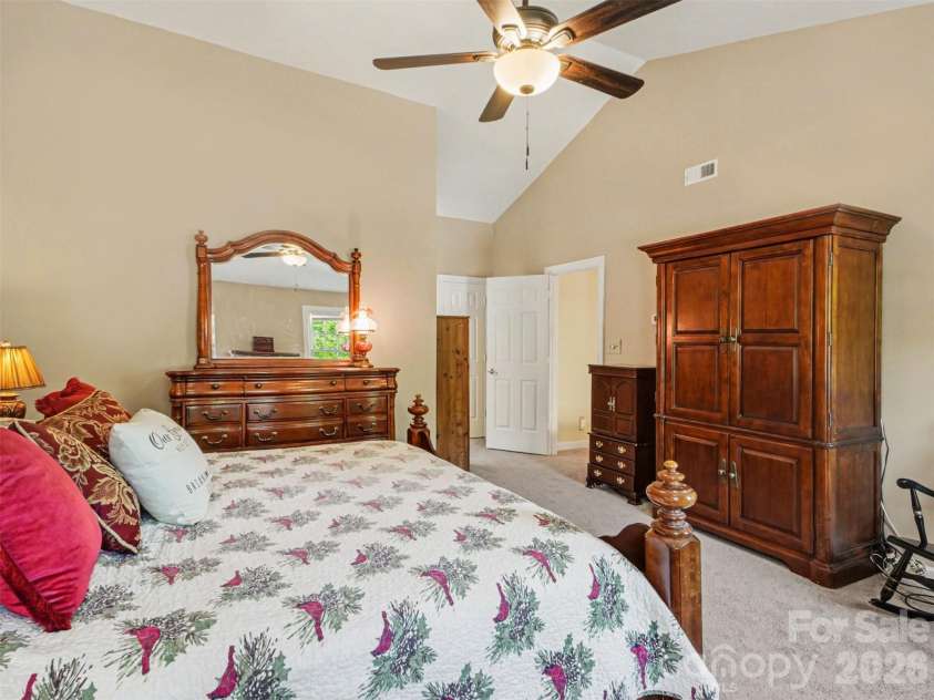 13333 Kintyre Court, Matthews, NC 28105.  MLS# CAR4372292, YatesRealty ID 24597. 