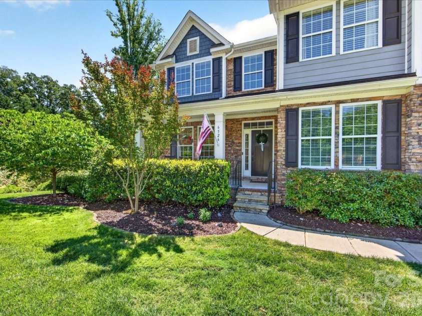 6526 Alba Rose Lane, Huntersville, NC 28078.  MLS# CAR4379236, YatesRealty ID 24598. 