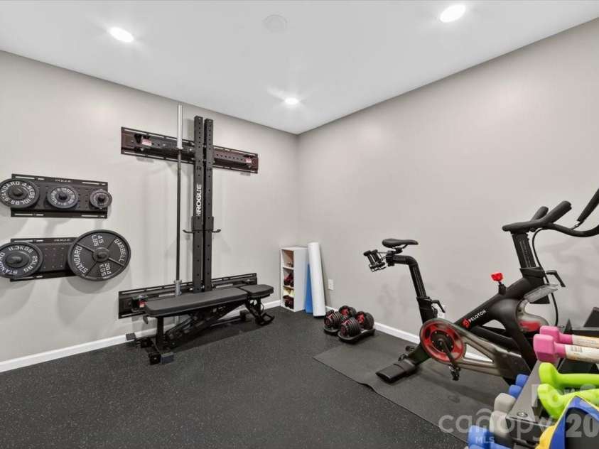 6526 Alba Rose Lane, Huntersville, NC 28078.  MLS# CAR4379236, YatesRealty ID 24598. 