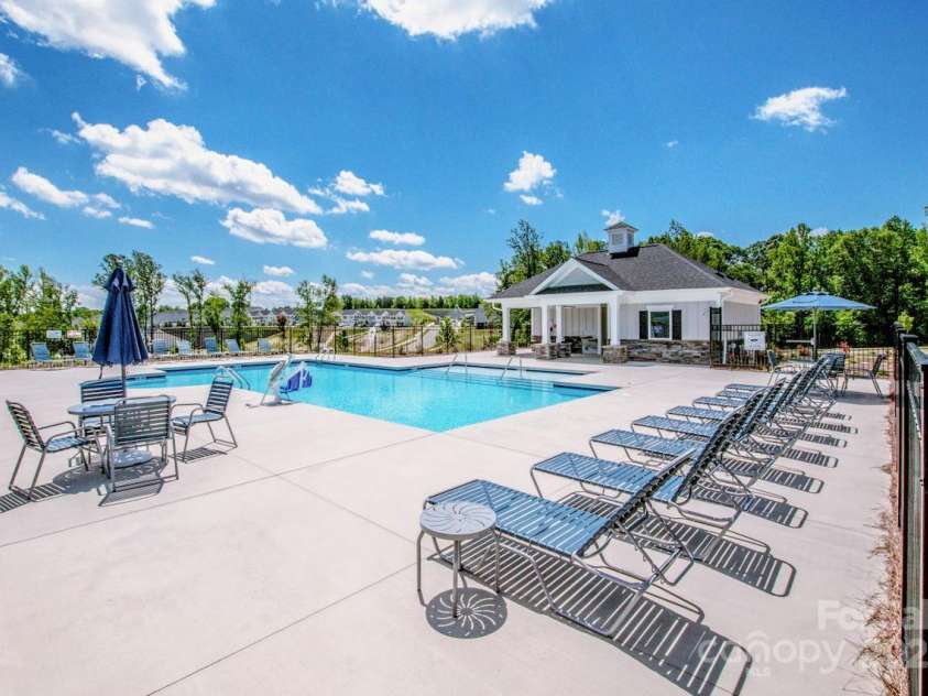 105 Chase View Lane, Troutman, NC 28166.  MLS# CAR4256483, YatesRealty ID 24599. Community Pool
