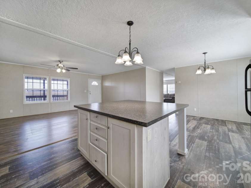 4315 Givens Road, Rock Hill, SC 29730.  MLS# CAR4350303, YatesRealty ID 2460. OPEN KITCHEN