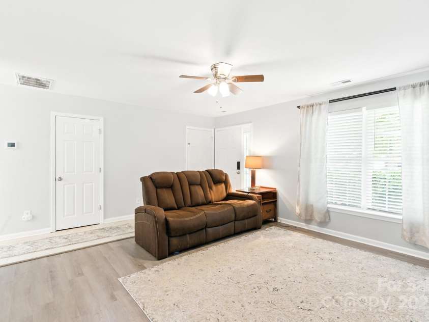 1515 Kingdom Way, Fort Mill, SC 29707.  MLS# CAR4269344, YatesRealty ID 24600. 