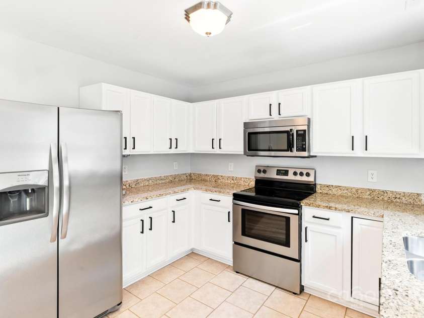 1515 Kingdom Way, Fort Mill, SC 29707.  MLS# CAR4269344, YatesRealty ID 24600. 