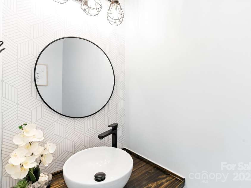 1515 Kingdom Way, Fort Mill, SC 29707.  MLS# CAR4269344, YatesRealty ID 24600. 