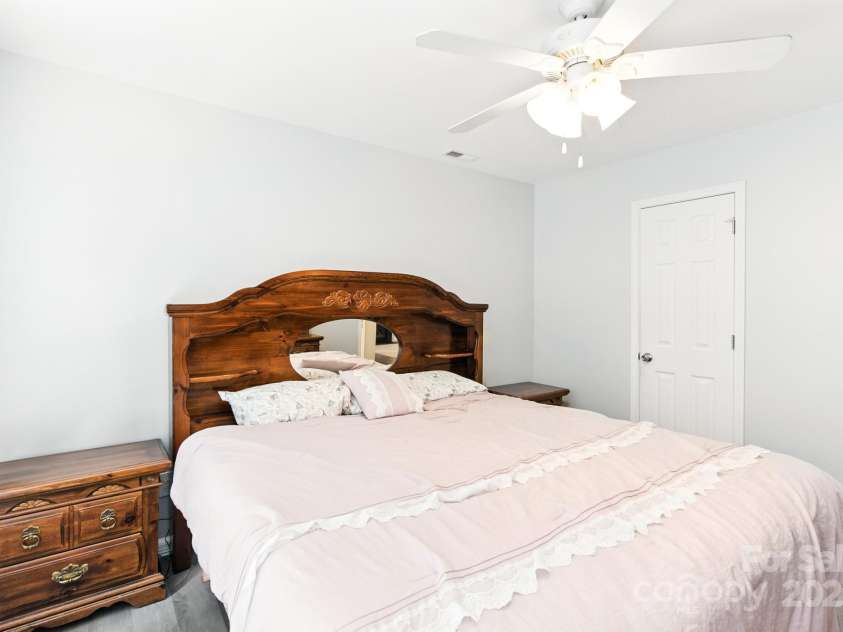 1515 Kingdom Way, Fort Mill, SC 29707.  MLS# CAR4269344, YatesRealty ID 24600. 