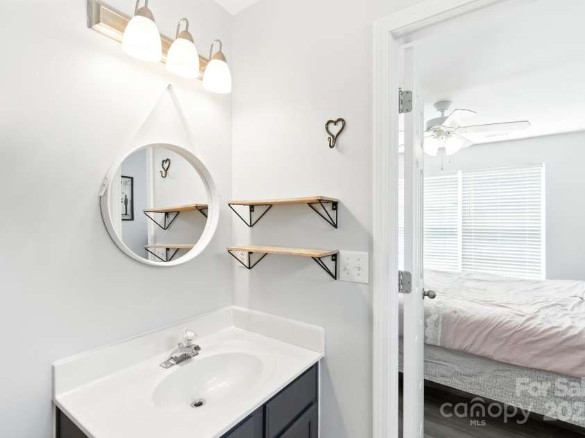 1515 Kingdom Way, Fort Mill, SC 29707.  MLS# CAR4269344, YatesRealty ID 24600. 