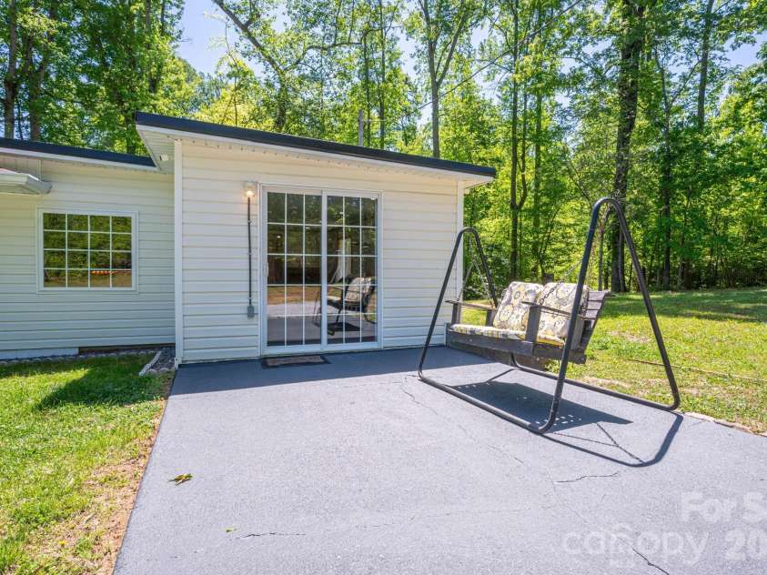 2073 Mauney Road, Bessemer City, NC 28016.  MLS# CAR4367640, YatesRealty ID 24600. 