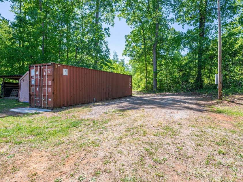 2073 Mauney Road, Bessemer City, NC 28016.  MLS# CAR4367640, YatesRealty ID 24600. 