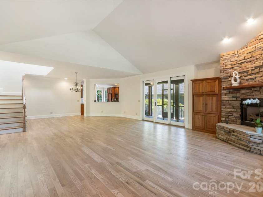 16 Hollyberry Lane, Brevard, NC 28712.  MLS# CAR4369500, YatesRealty ID 24601. 