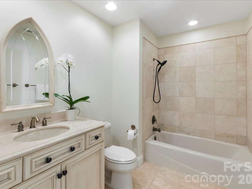 16 Hollyberry Lane, Brevard, NC 28712.  MLS# CAR4369500, YatesRealty ID 24601. 