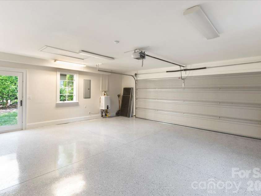 16 Hollyberry Lane, Brevard, NC 28712.  MLS# CAR4369500, YatesRealty ID 24601. 