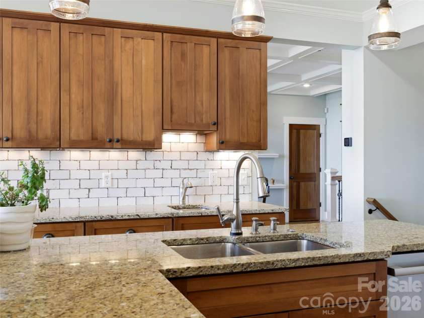 110 Soaring Mountain Drive, Waynesville, NC 28786.  MLS# CAR4378537, YatesRealty ID 24602. 