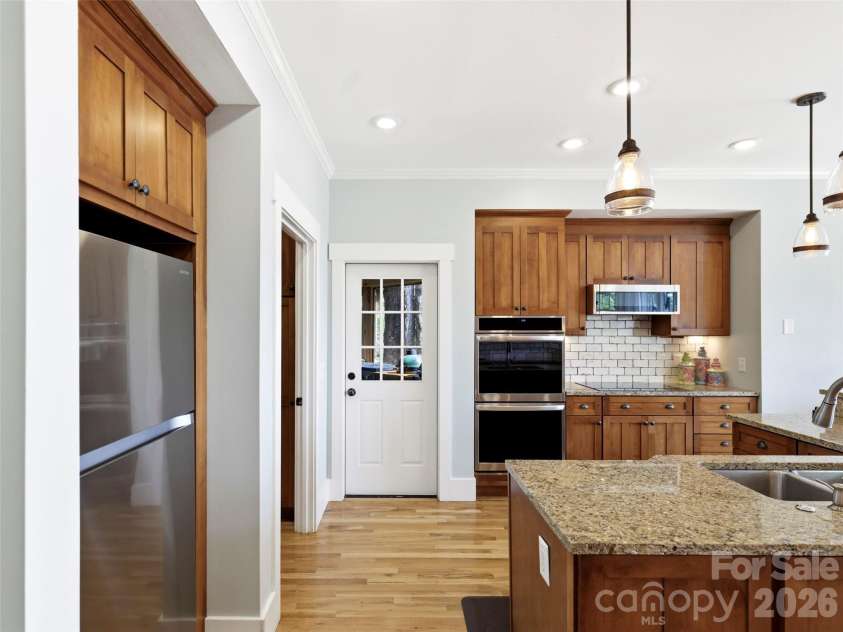 110 Soaring Mountain Drive, Waynesville, NC 28786.  MLS# CAR4378537, YatesRealty ID 24602. 