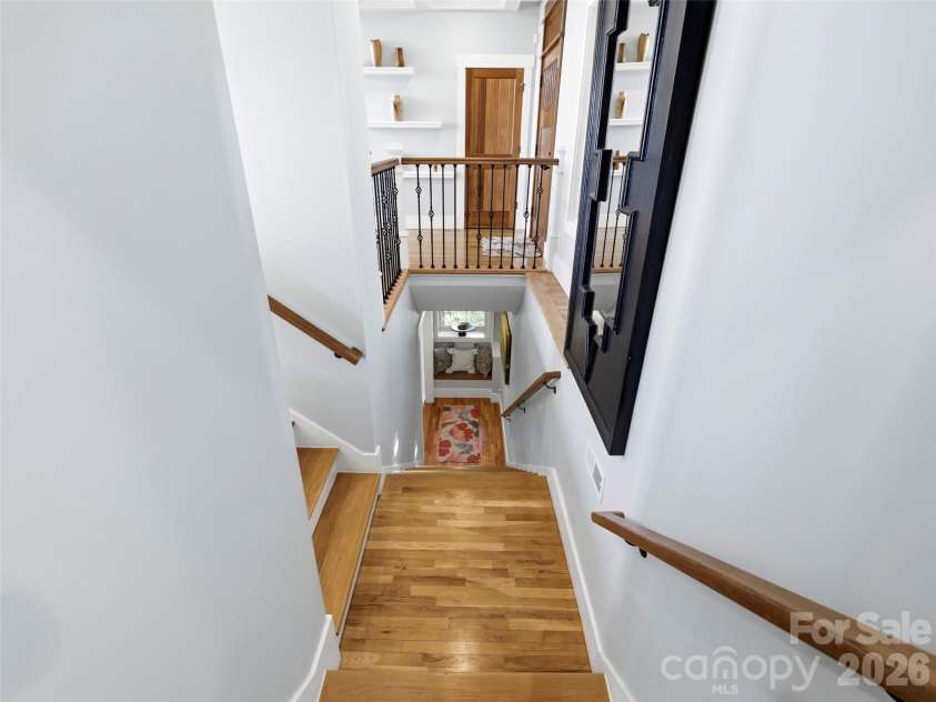 110 Soaring Mountain Drive, Waynesville, NC 28786.  MLS# CAR4378537, YatesRealty ID 24602. 
