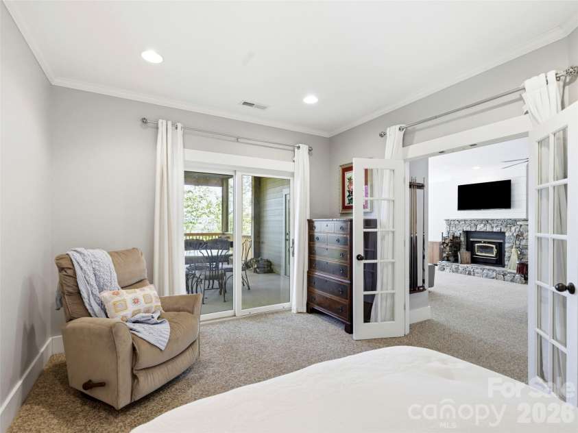 110 Soaring Mountain Drive, Waynesville, NC 28786.  MLS# CAR4378537, YatesRealty ID 24602. 