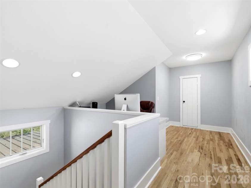 110 Soaring Mountain Drive, Waynesville, NC 28786.  MLS# CAR4378537, YatesRealty ID 24602. Loft