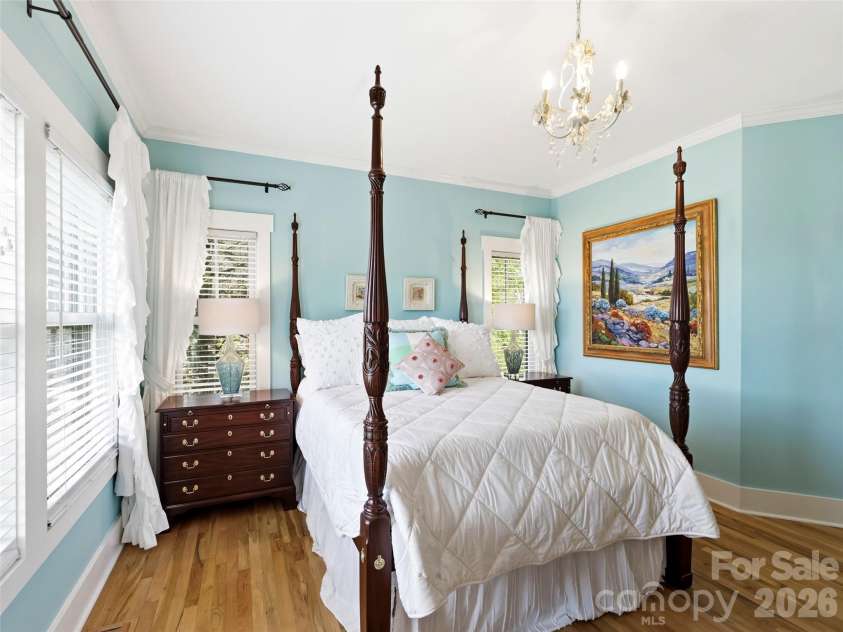 110 Soaring Mountain Drive, Waynesville, NC 28786.  MLS# CAR4378537, YatesRealty ID 24602. Main level primary bedroom suite