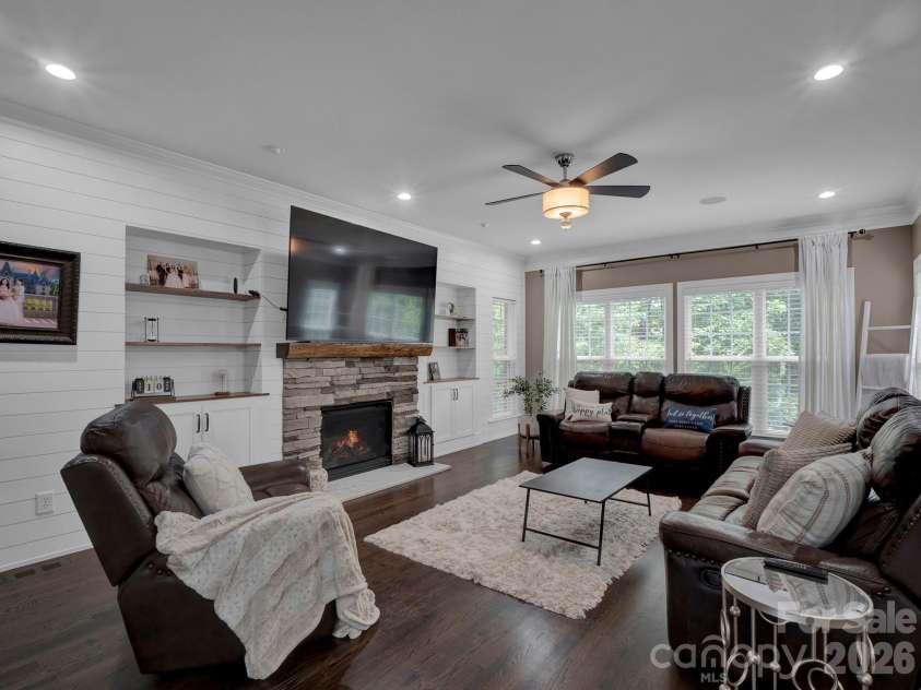 2652 Bedford Place, Concord, NC 28027.  MLS# CAR4368949, YatesRealty ID 24604. 