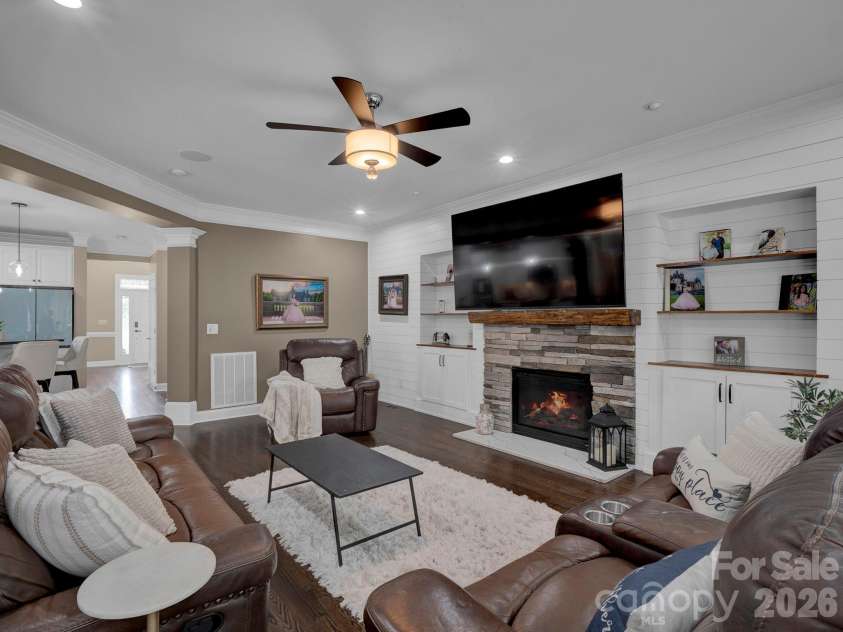2652 Bedford Place, Concord, NC 28027.  MLS# CAR4368949, YatesRealty ID 24604. 