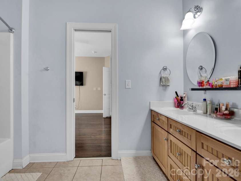 2652 Bedford Place, Concord, NC 28027.  MLS# CAR4368949, YatesRealty ID 24604. 