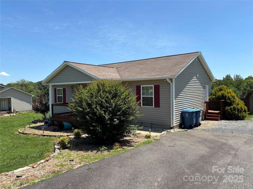 72 Helens Way, Taylorsville, NC 28681.  MLS# CAR4274812, YatesRealty ID 24607. 