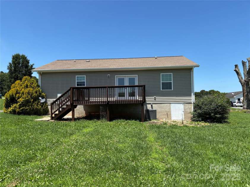 72 Helens Way, Taylorsville, NC 28681.  MLS# CAR4274812, YatesRealty ID 24607. 