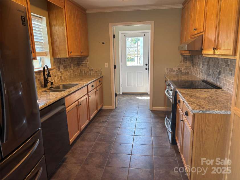 72 Helens Way, Taylorsville, NC 28681.  MLS# CAR4274812, YatesRealty ID 24607. 