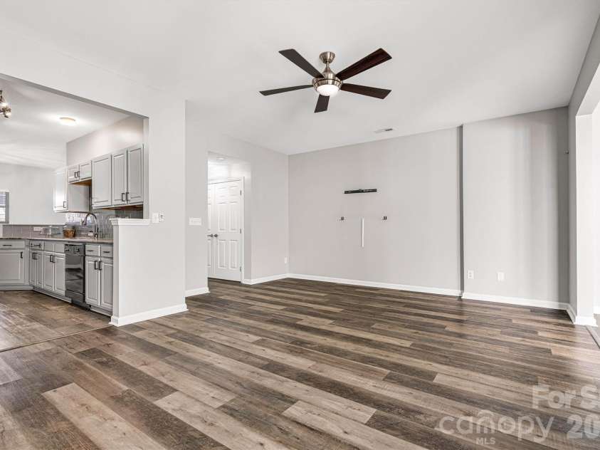 122 Kallie Loop, Mooresville, NC 28117.  MLS# CAR4367976, YatesRealty ID 24608. 