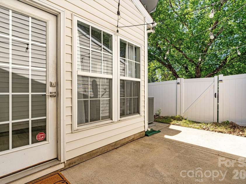 122 Kallie Loop, Mooresville, NC 28117.  MLS# CAR4367976, YatesRealty ID 24608. 