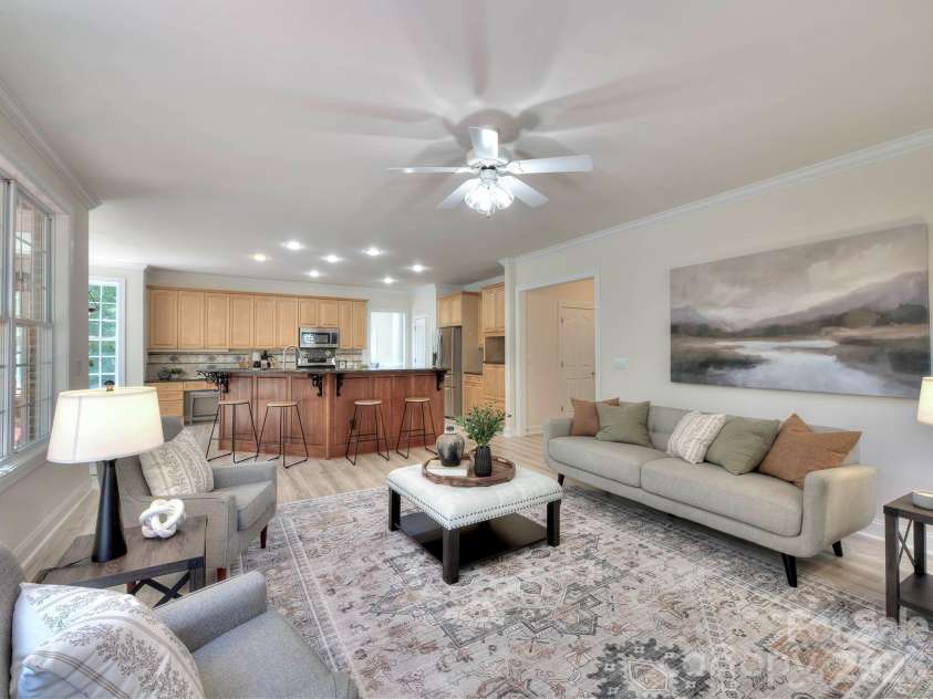 6316 Glengarrie Lane, Huntersville, NC 28078.  MLS# CAR4385074, YatesRealty ID 24609. 