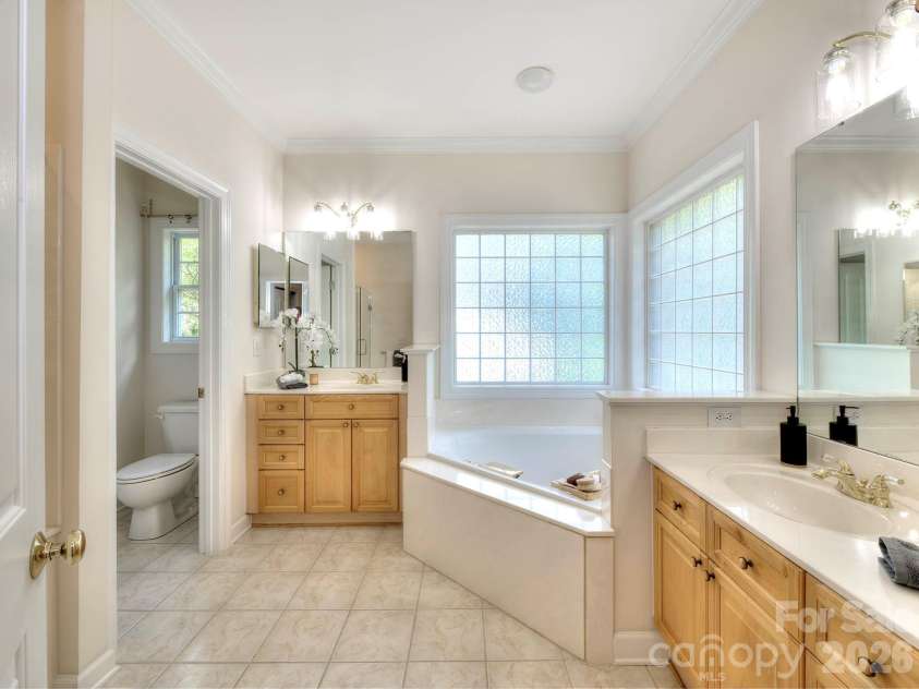 6316 Glengarrie Lane, Huntersville, NC 28078.  MLS# CAR4385074, YatesRealty ID 24609. 