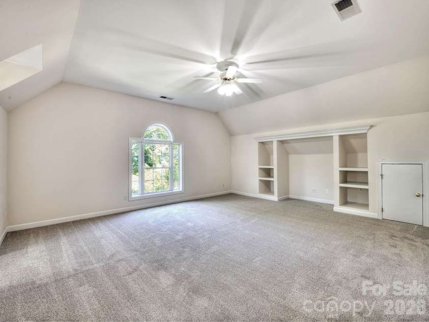 6316 Glengarrie Lane, Huntersville, NC 28078.  MLS# CAR4385074, YatesRealty ID 24609. 