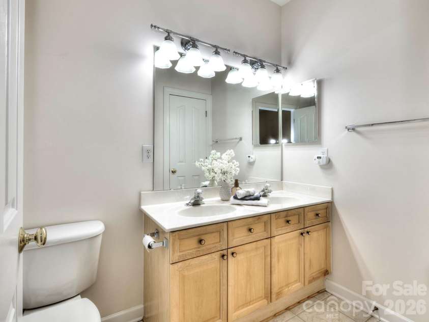 6316 Glengarrie Lane, Huntersville, NC 28078.  MLS# CAR4385074, YatesRealty ID 24609. 