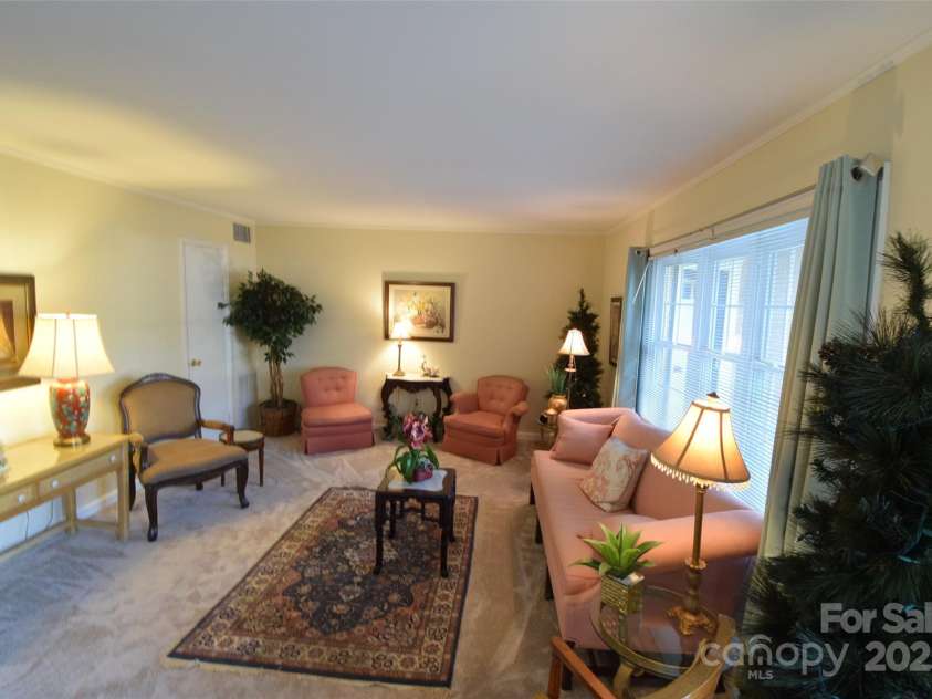 623 New Hope Road, Gastonia, NC 28054.  MLS# CAR4317091, YatesRealty ID 2461. 