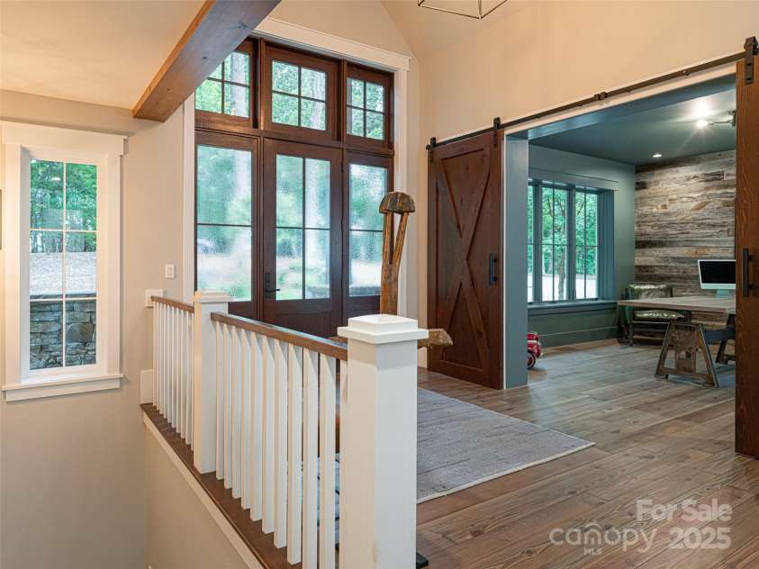 93 Pinchot Forest Drive, Asheville, NC 28803.  MLS# CAR4235748, YatesRealty ID 2461. 