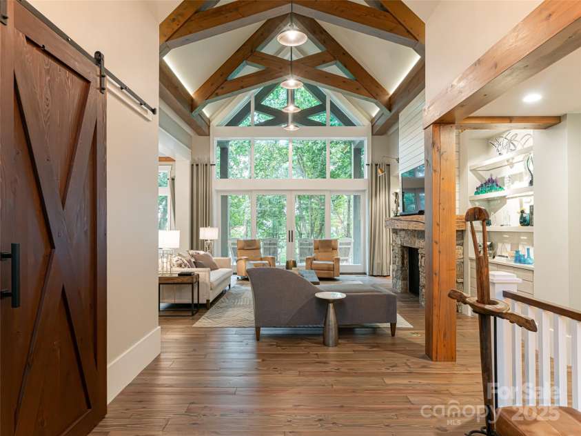 93 Pinchot Forest Drive, Asheville, NC 28803.  MLS# CAR4235748, YatesRealty ID 2461. 