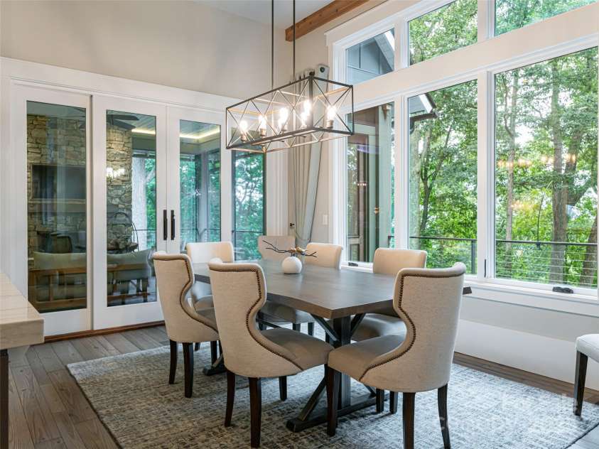 93 Pinchot Forest Drive, Asheville, NC 28803.  MLS# CAR4235748, YatesRealty ID 2461. 