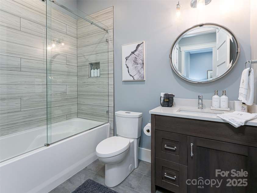 93 Pinchot Forest Drive, Asheville, NC 28803.  MLS# CAR4235748, YatesRealty ID 2461. 